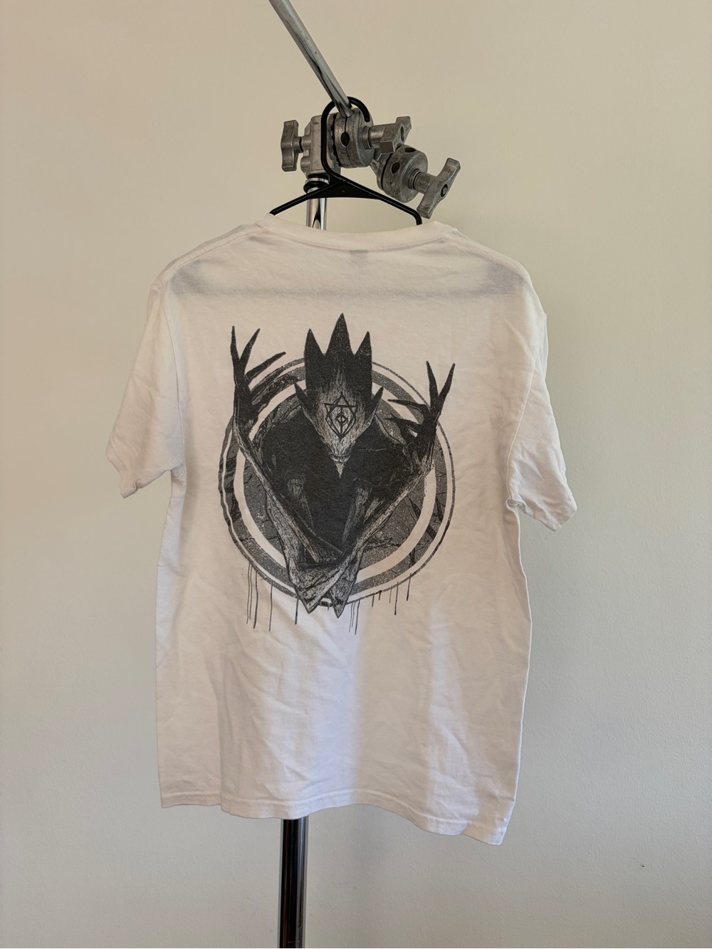 Men's White Short-Sleeve Graphic T-Shirt